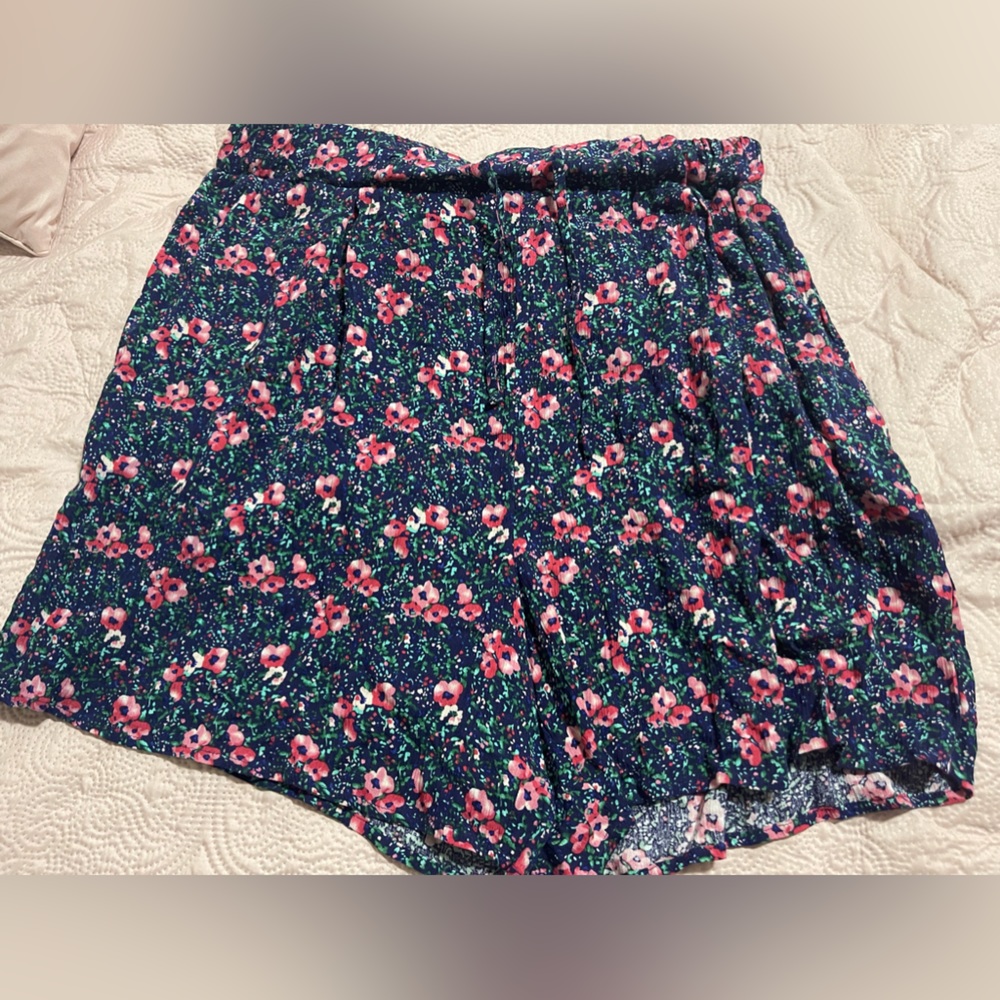 West loop shorts